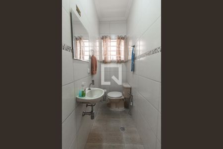 Casa à venda com 160m², 3 quartos e 4 vagasLavabo