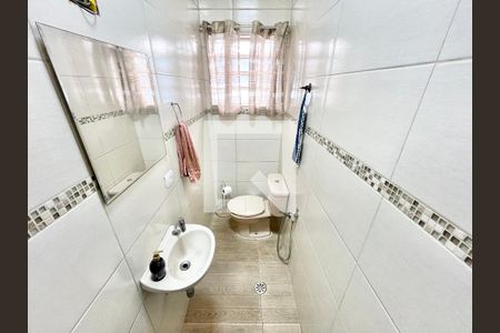 Lavabo de casa para alugar com 3 quartos, 180m² em Jardim Paraíso, São Paulo