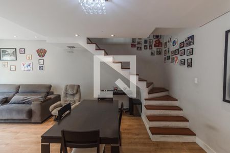 Casa à venda com 160m², 3 quartos e 4 vagasSala