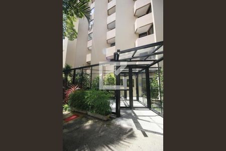 Apartamento à venda com 39m², 1 quarto e 1 vagaFachada