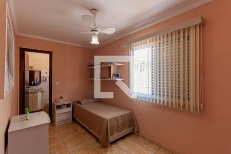 Casa à venda com 171m², 3 quartos e 4 vagasSuíte 2