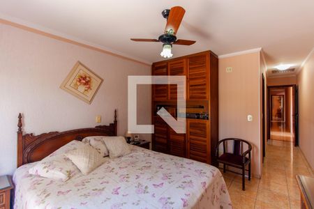 Casa à venda com 171m², 3 quartos e 4 vagasSuíte 1