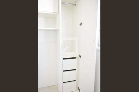 Apartamento para alugar com 45m², 2 quartos e 1 vagaQuarto 2 - Armários