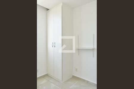 Apartamento para alugar com 45m², 2 quartos e 1 vagaQuarto 2 - Armários