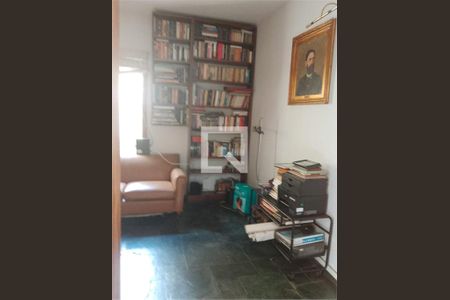 Casa à venda com 3 quartos, 250m² em Vila Pirajussara, São Paulo
