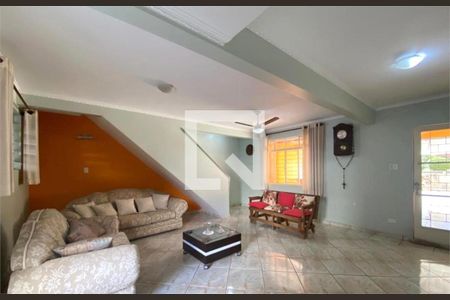 Casa à venda com 3 quartos, 241m² em Vila Madalena, São Paulo