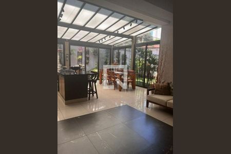 Casa à venda com 5 quartos, 373m² em Jardim Lar Sao Paulo, São Paulo