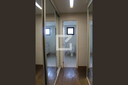Apartamento à venda com 165m², 2 quartos e 3 vagasCloset
