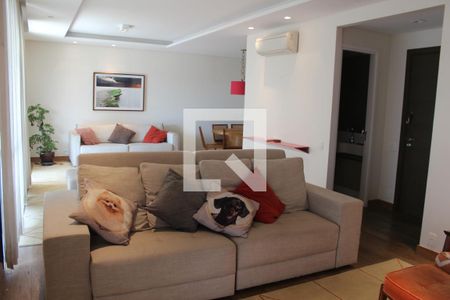 Apartamento à venda com 165m², 2 quartos e 3 vagasSala