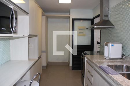 Apartamento à venda com 165m², 2 quartos e 3 vagasCozinha