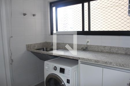 Apartamento à venda com 165m², 2 quartos e 3 vagasLavanderia