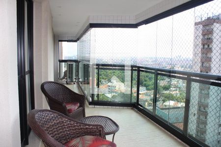 Apartamento à venda com 165m², 2 quartos e 3 vagasSacada