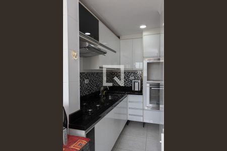 Apartamento para alugar com 61m², 2 quartos e 1 vaga Apartamento para alugar com 61m², 2 quartos e 1 vagaCozinha