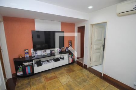 Apartamento à venda com 280m², 4 quartos e 2 vagasSala de TV
