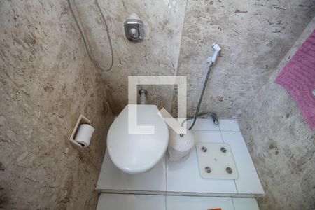 Apartamento à venda com 280m², 4 quartos e 2 vagasBanheiro da Suíte 3
