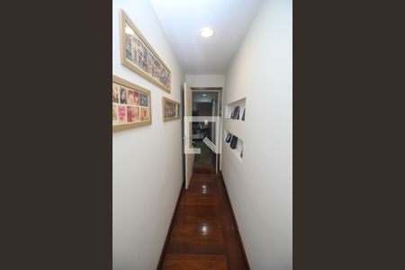 Apartamento à venda com 280m², 4 quartos e 2 vagasCorredor