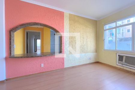 Sala de apartamento à venda com 3 quartos, 120m² em Centro Histórico, Porto Alegre
