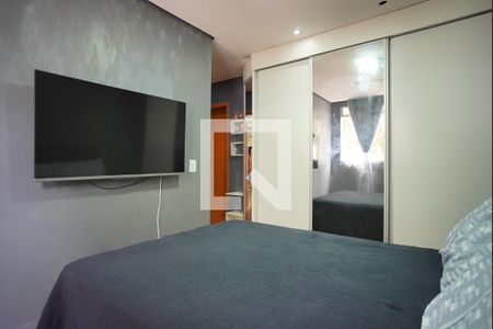 Suíte de apartamento à venda com 2 quartos, 54m² em Morro Santana, Porto Alegre