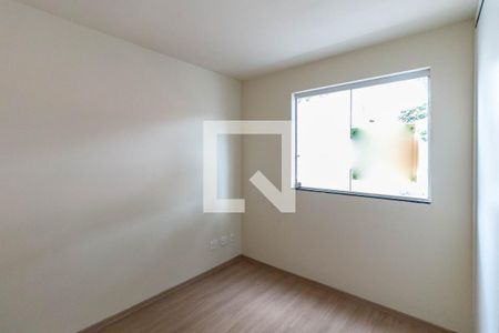 Quarto 2 de apartamento à venda com 3 quartos, 77m² em Itapoã, Belo Horizonte