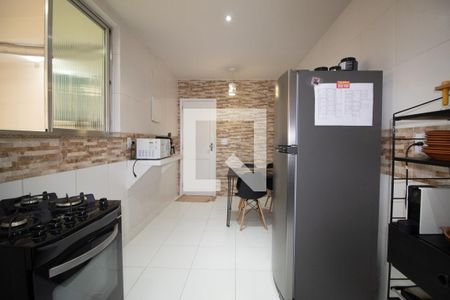 Apartamento à venda com 153m², 3 quartos e sem vagaCozinha