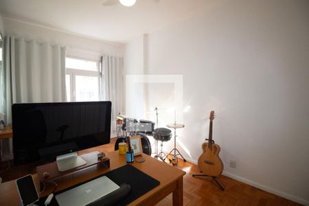 Apartamento à venda com 153m², 3 quartos e sem vagaQuarto 2
