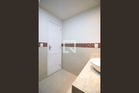 Apartamento à venda com 153m², 3 quartos e sem vagaBanheiro social