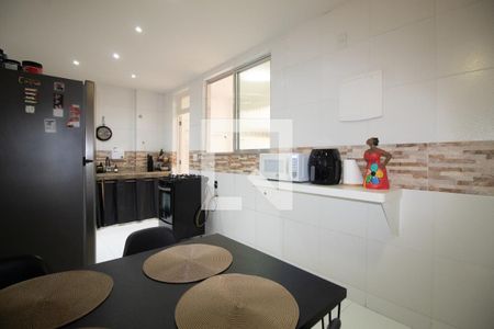 Apartamento à venda com 153m², 3 quartos e sem vagaCozinha