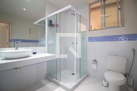 Apartamento à venda com 153m², 3 quartos e sem vagaBanheiro da Suíte