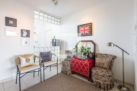 Sala de TV de apartamento para alugar com 3 quartos, 115m² em Pinheiros, São Paulo