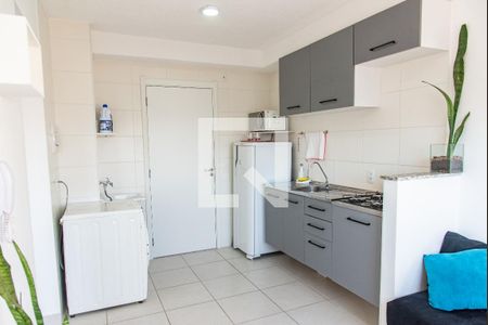 Sala/cozinha de apartamento à venda com 2 quartos, 34m² em Cambuci, São Paulo