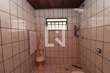Casa à venda com 120m², 4 quartos e 4 vagasBanheiro da Suíte