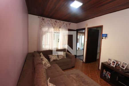 Sala de TV de casa à venda com 4 quartos, 120m² em Vila Carrão, São Paulo