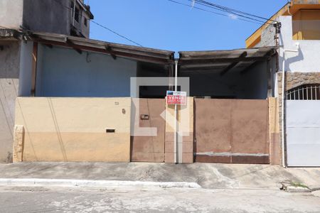 Casa à venda com 120m², 4 quartos e 4 vagasFachada