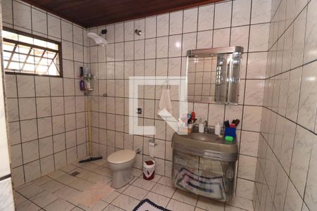 Casa à venda com 120m², 4 quartos e 4 vagasBanheiro da Suíte