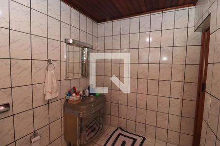 Casa à venda com 120m², 4 quartos e 4 vagasBanheiro da Suíte