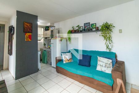 Sala de apartamento para alugar com 2 quartos, 40m² em Campo Novo, Porto Alegre