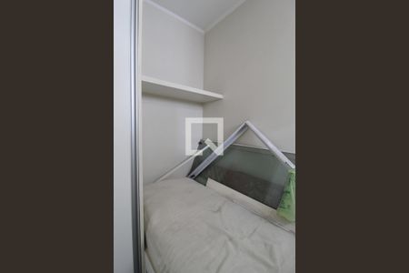 Apartamento à venda com 82m², 2 quartos e 2 vagasQuarto de Serviço