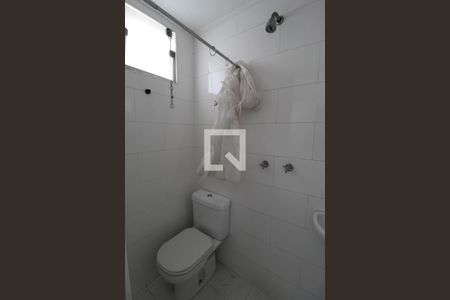 Apartamento à venda com 82m², 2 quartos e 2 vagasBanheiro de Serviço