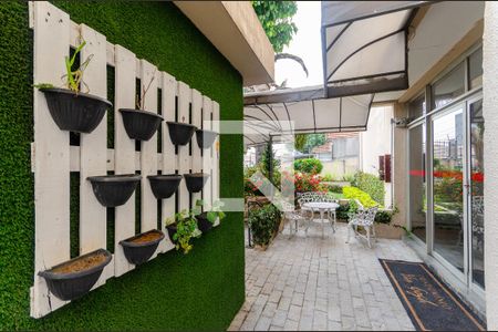 Apartamento para alugar com 56m², 2 quartos e 1 vagaÁrea comum - Entrada