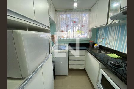 Apartamento para alugar com 66m², 3 quartos e 1 vagaCozinha 