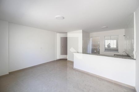 Sala de casa de condomínio para alugar com 2 quartos, 53m² em Olinda, Nilópolis