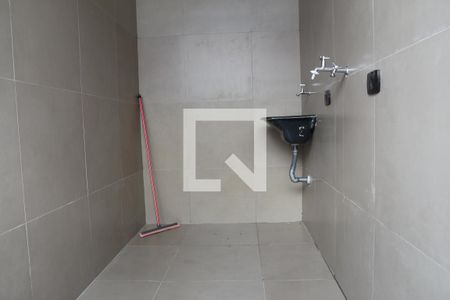 Casa para alugar com 79m², 2 quartos e 1 vagaÁrea de Serviço