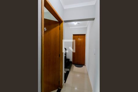 Hall de Entrada de kitnet/studio para alugar com 1 quarto, 23m² em Jardim Santa Vicência, Guarulhos