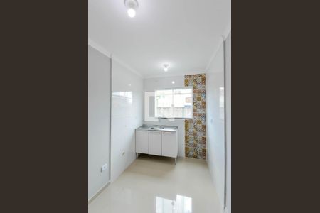 Sala/Cozinha de kitnet/studio para alugar com 1 quarto, 23m² em Jardim Santa Vicência, Guarulhos