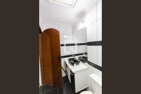 Casa à venda com 200m², 3 quartos e 3 vagas Casa à venda com 200m², 3 quartos e 3 vagasBanheiro da Suíte