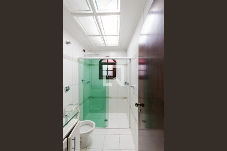 Casa à venda com 200m², 3 quartos e 3 vagas Casa à venda com 200m², 3 quartos e 3 vagasBanheiro da Suíte 2