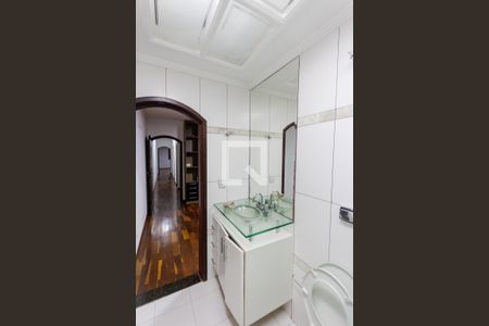 Casa à venda com 200m², 3 quartos e 3 vagas Casa à venda com 200m², 3 quartos e 3 vagasBanheiro da Suíte 2
