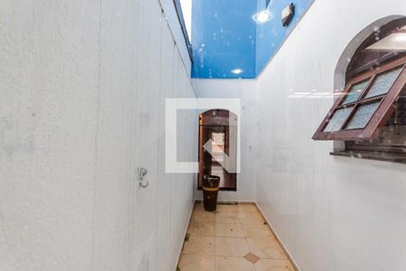 Casa à venda com 200m², 3 quartos e 3 vagas Casa à venda com 200m², 3 quartos e 3 vagasJardim de Inverno