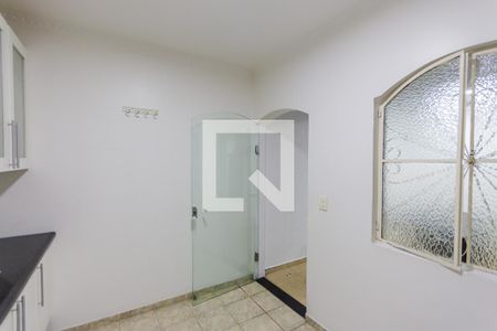 Casa à venda com 200m², 3 quartos e 3 vagas Casa à venda com 200m², 3 quartos e 3 vagasÁrea de Serviço