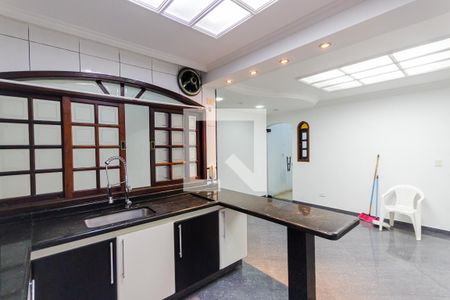 Casa à venda com 200m², 3 quartos e 3 vagas Casa à venda com 200m², 3 quartos e 3 vagasCozinha